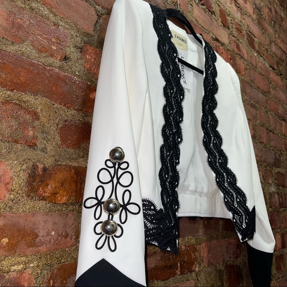 L’AGENCE NWT White with Black Lace Trim Open Jacket Size 2 - Picture 5 of 9